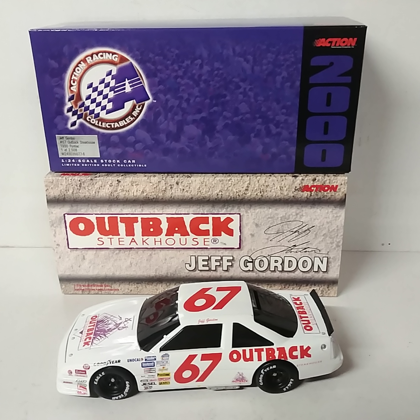 1990 Jeff Gordon 1/24th Outback Steakhouse b/w bank