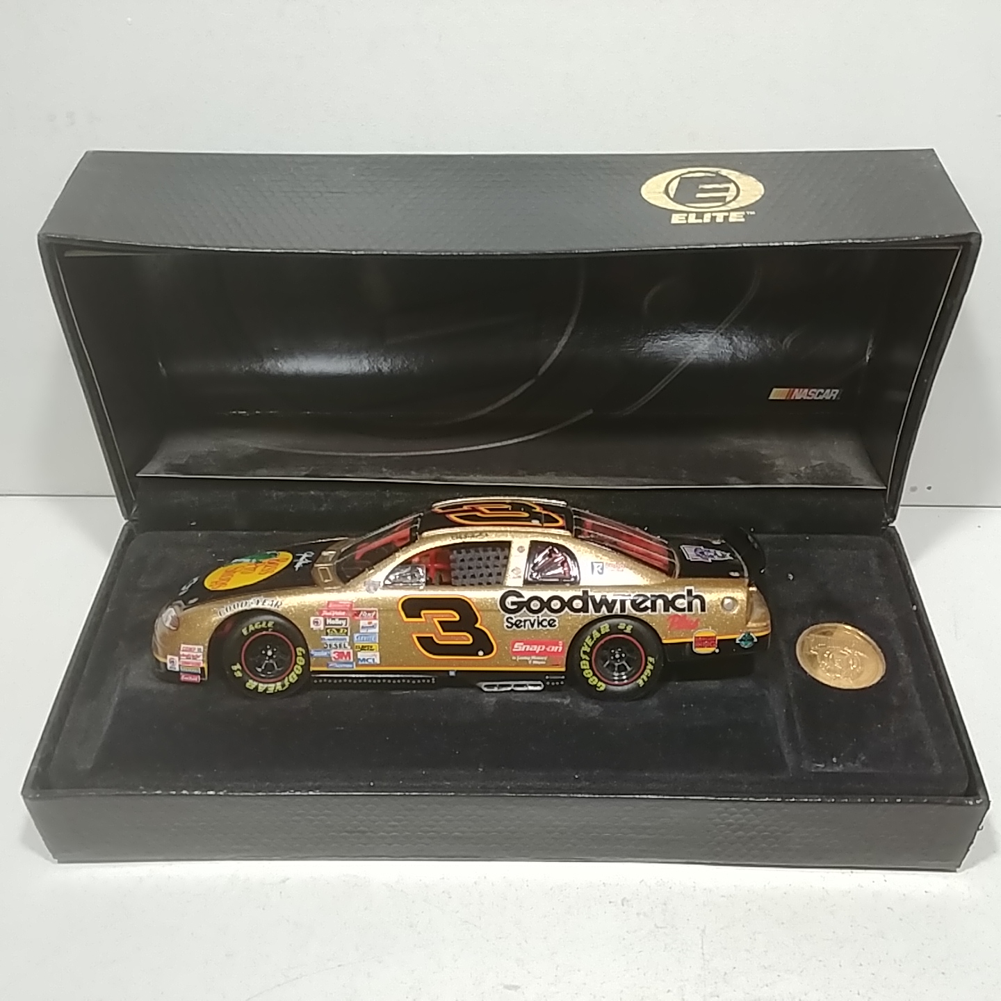 1998 Dale Earnhardt 1/24th Goodwrench "Bass Pro Shops" Elite Monte Carlo