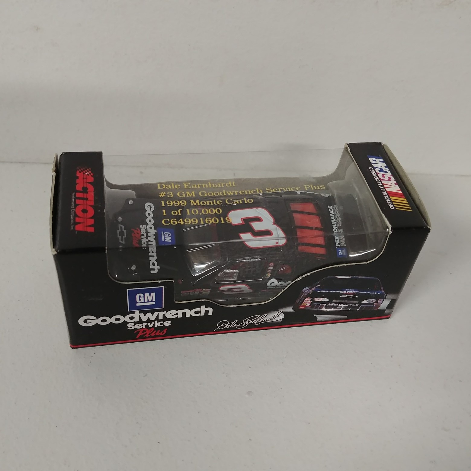 1999 Dale Earnhardt 1/64th Goodwrench RCCA hood open Monte Carlo