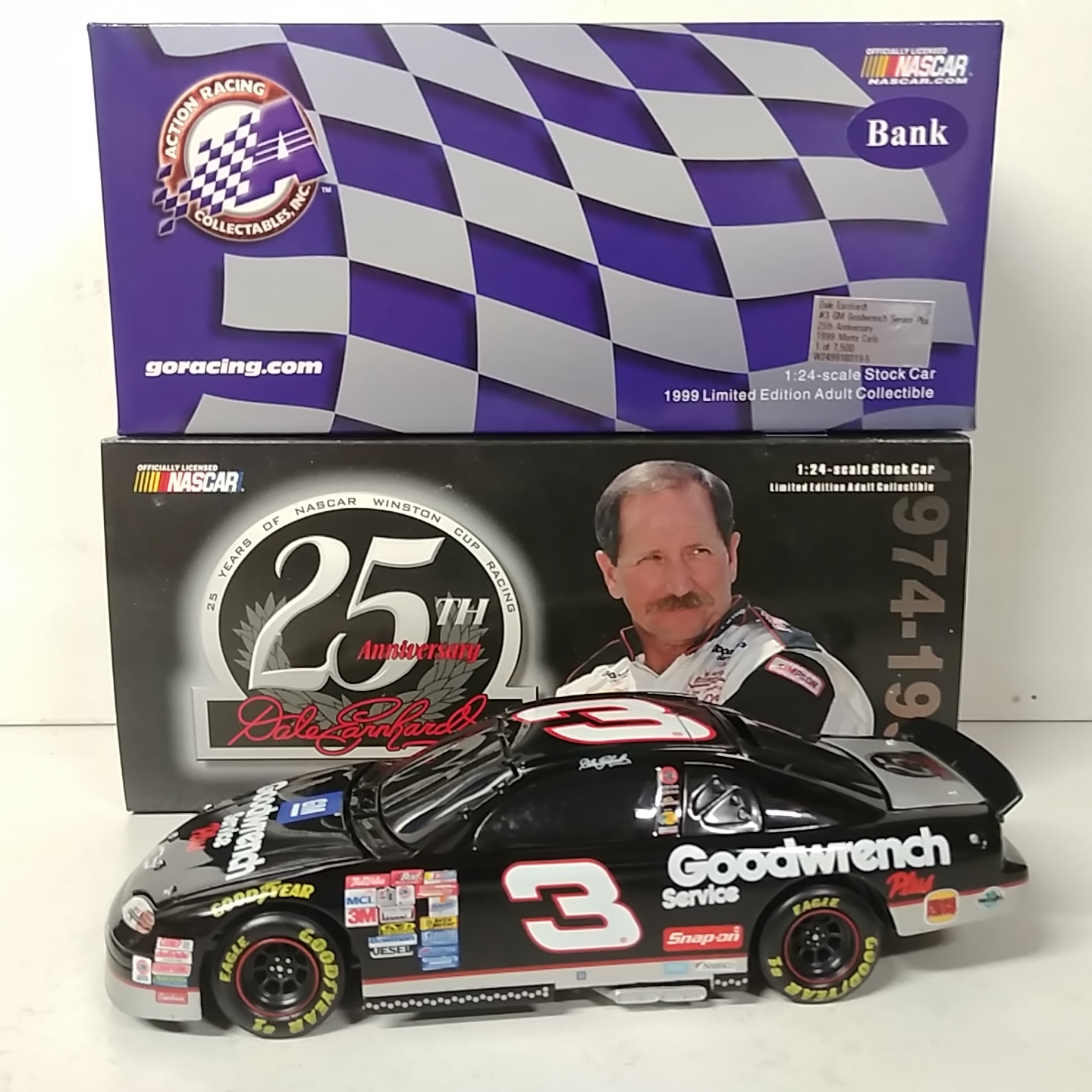 1999 Dale Earnhardt 1/24th GM Goodwrench "25th Anniversay" b/w/b Monte Carlo