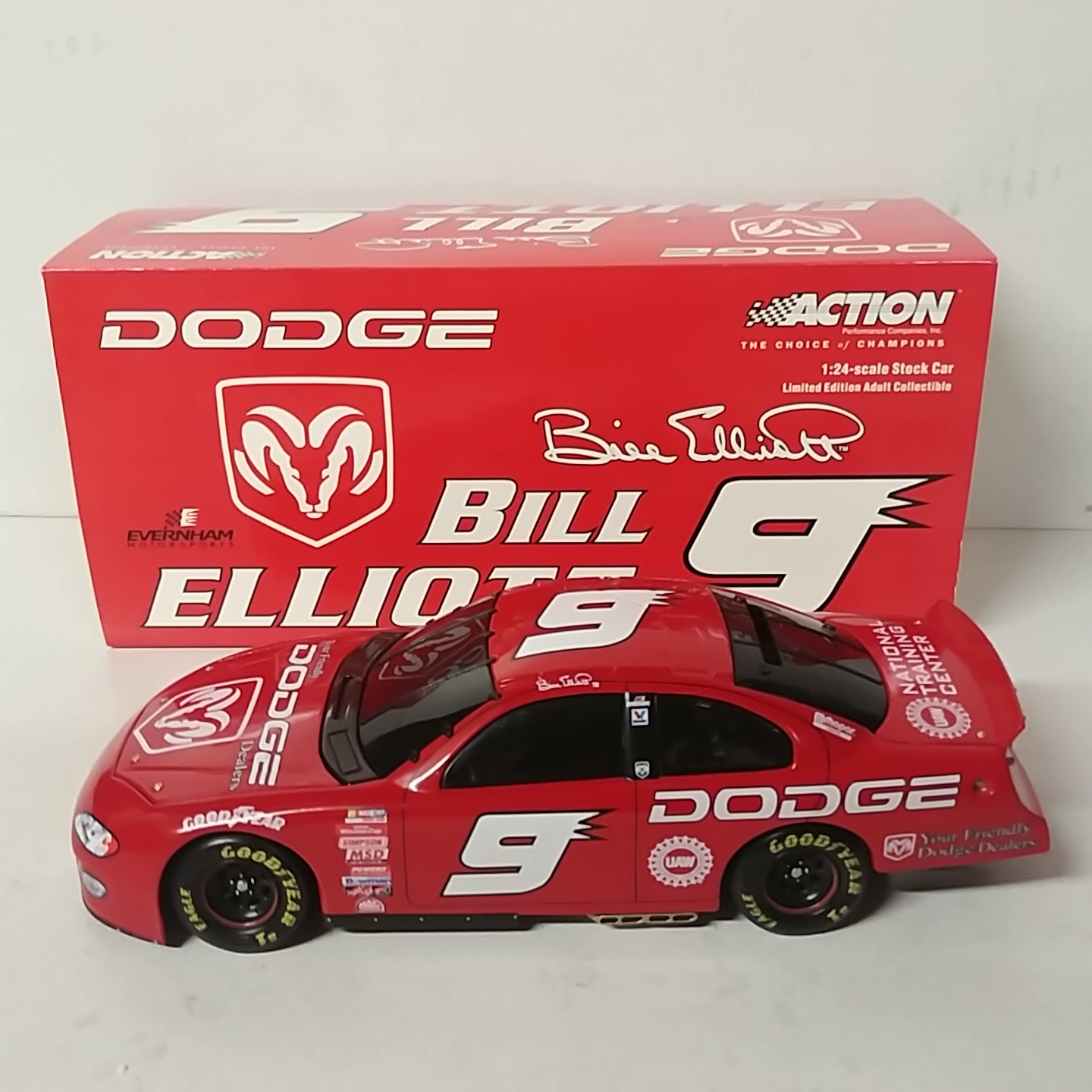 2001 Bill Elliott 1/24th Dodge Dealers b/w bank Dodge