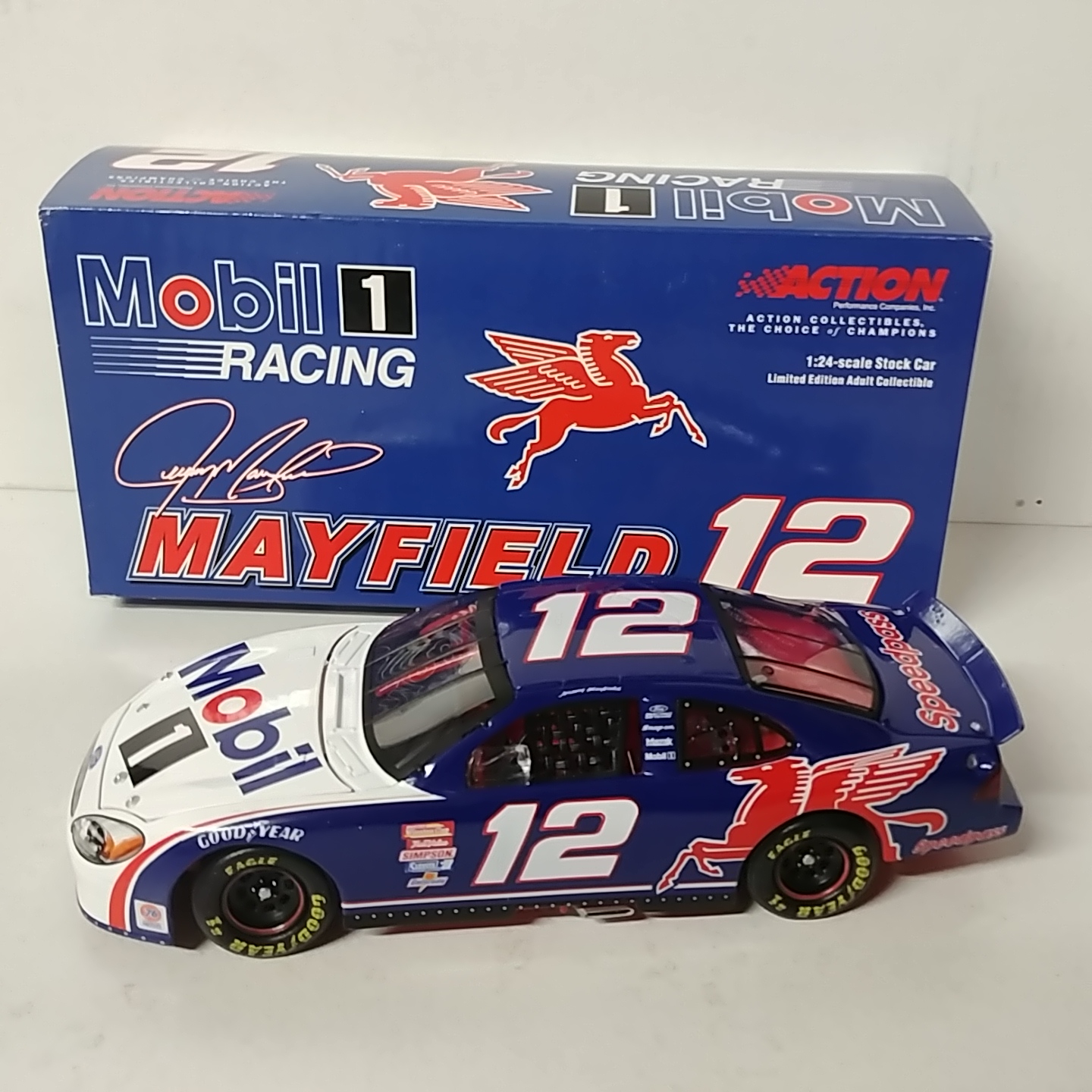 2001 Jeremy Mayfield 1/24th Mobil1 Taurus