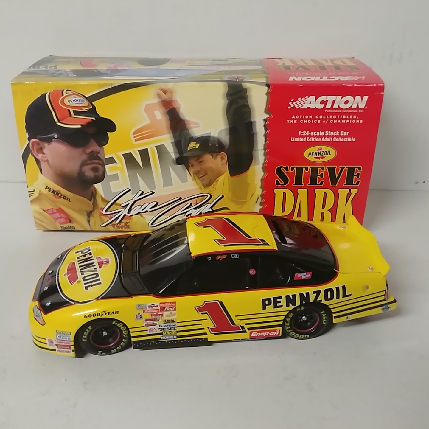 2001 Steve Park 1/24th Pennzoil b/w bank