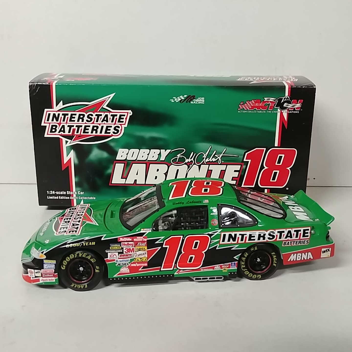 2002 Bobby Labonte 1/24th Interstate Batteries c/w Grand Prix