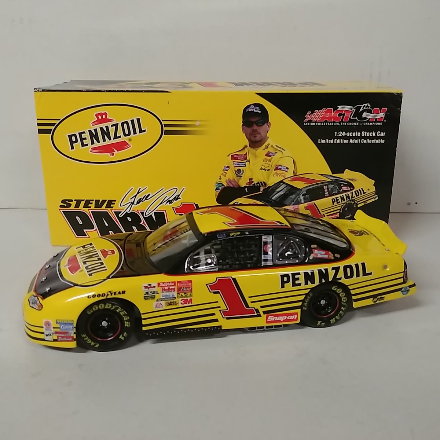 2002 Steve Park 1/24th Pennzoil c/w car