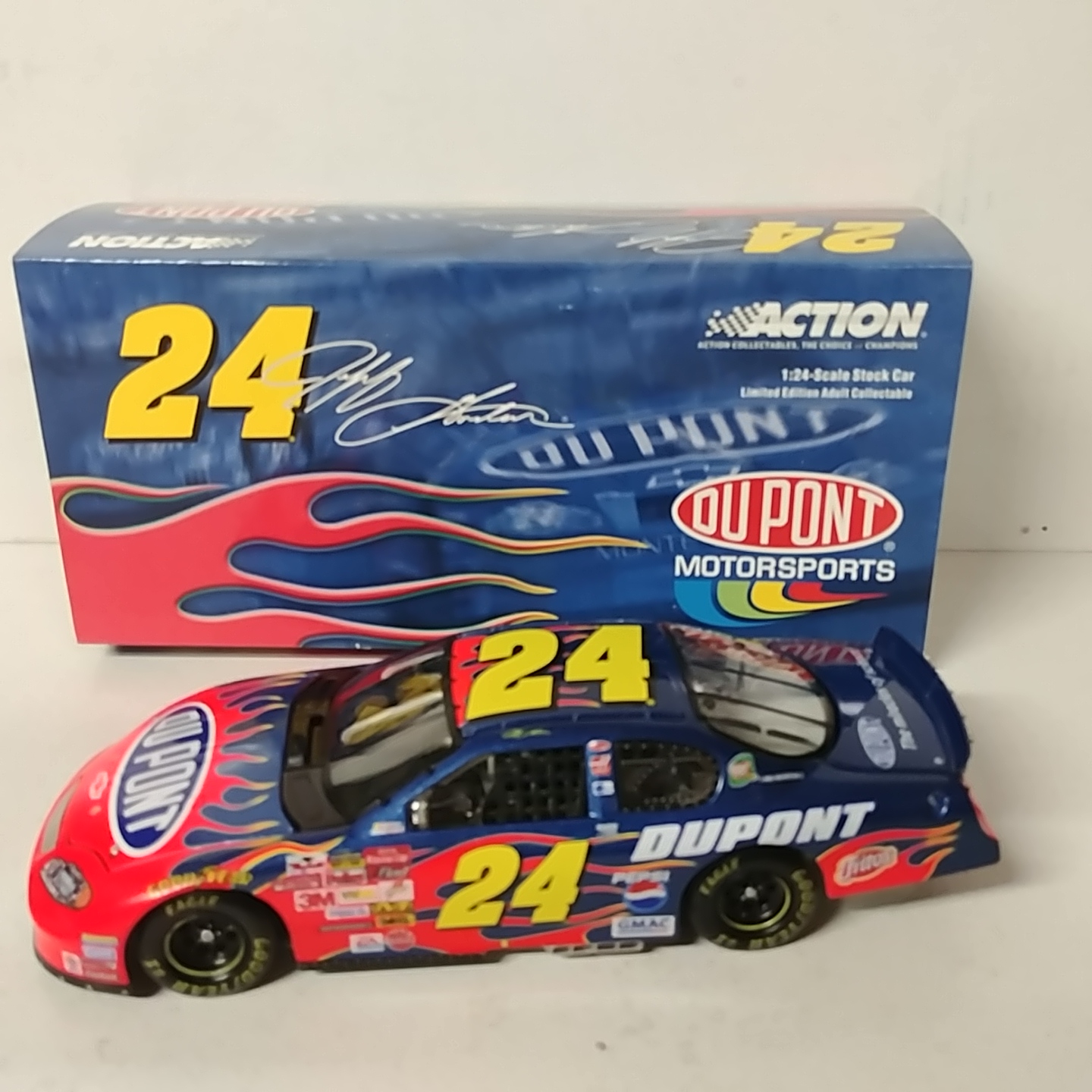 2003 Jeff Gordon 1/24th DuPont Monte Carlo