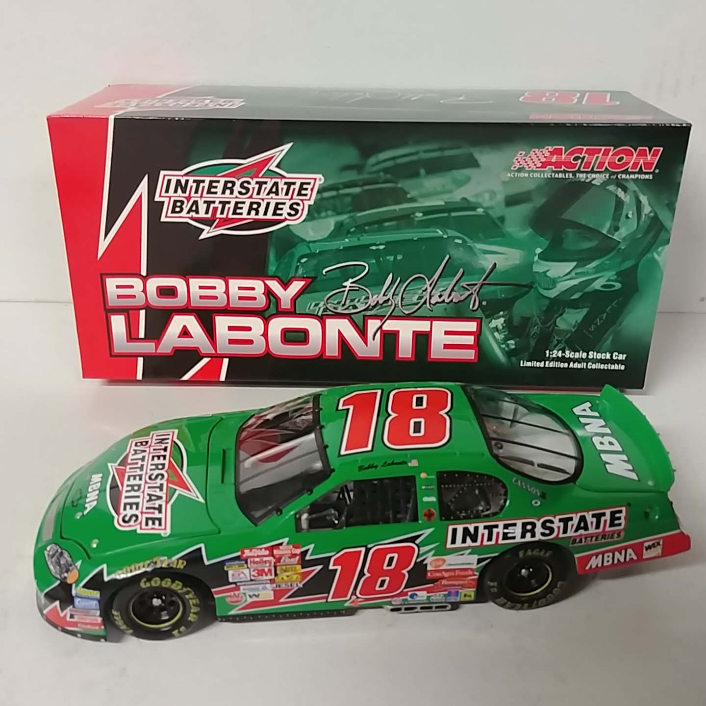 2003 Bobby Labonte 1/24th Interstate Batteries c/w Monte Carlo