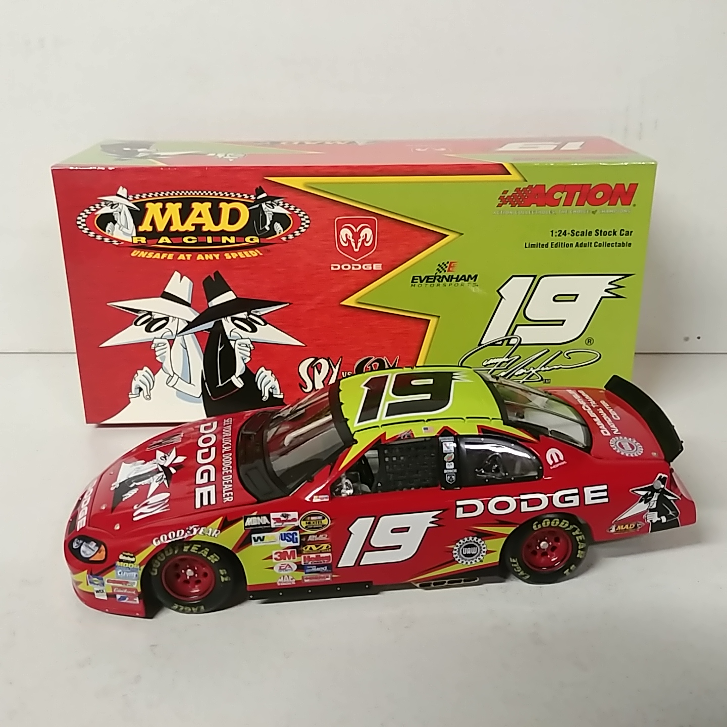 2004 Jeremy Mayfield 1/24th Dodge Dealers "Mad Magazine" Intrepid