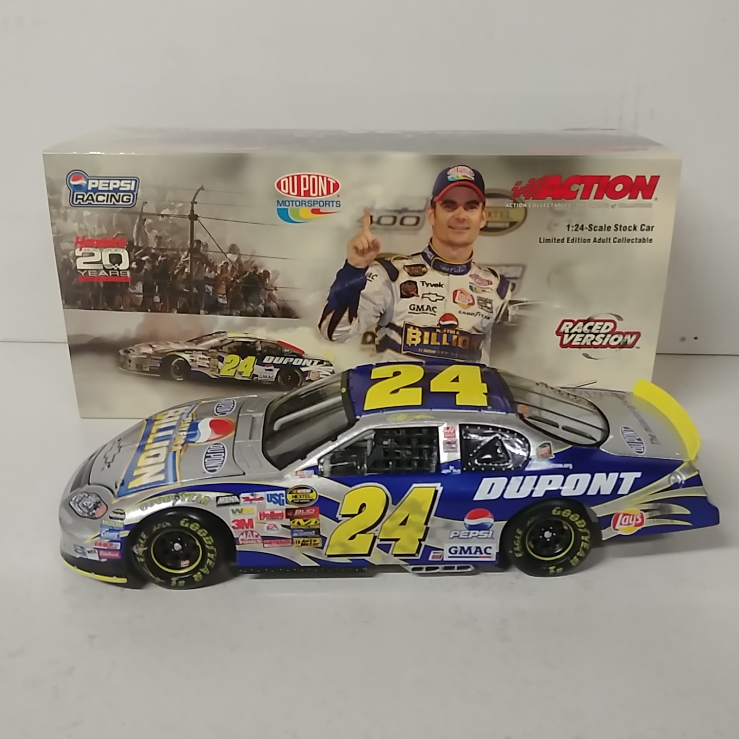 2004 Jeff Gordon 1/24th Pepsi Billion "Daytona Pepsi 400 Win" Raced Version c/w car