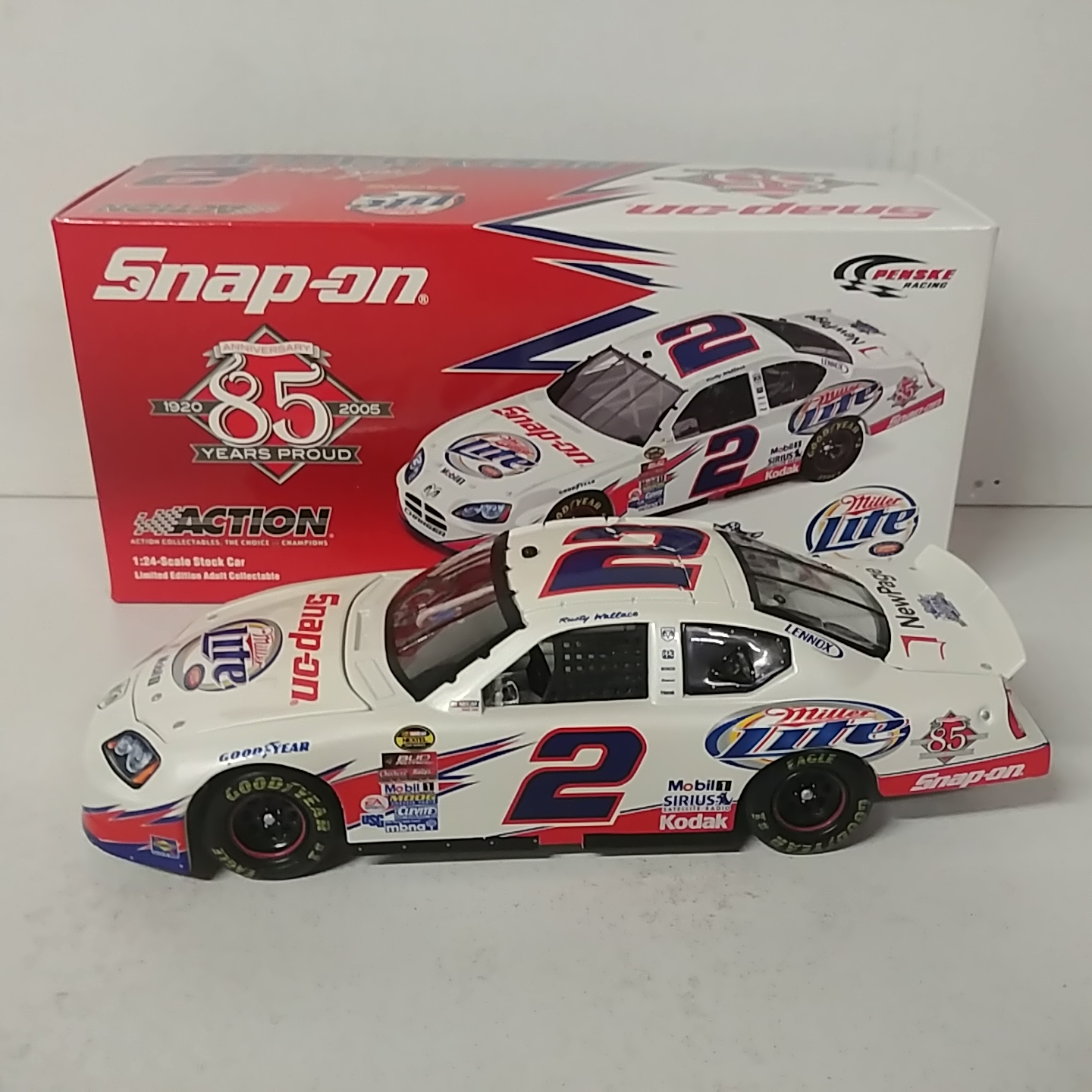 2005 Rusty Wallace 1/24th Miller Lite Snap-On 85th Anniversary Pearl Finish c/w car