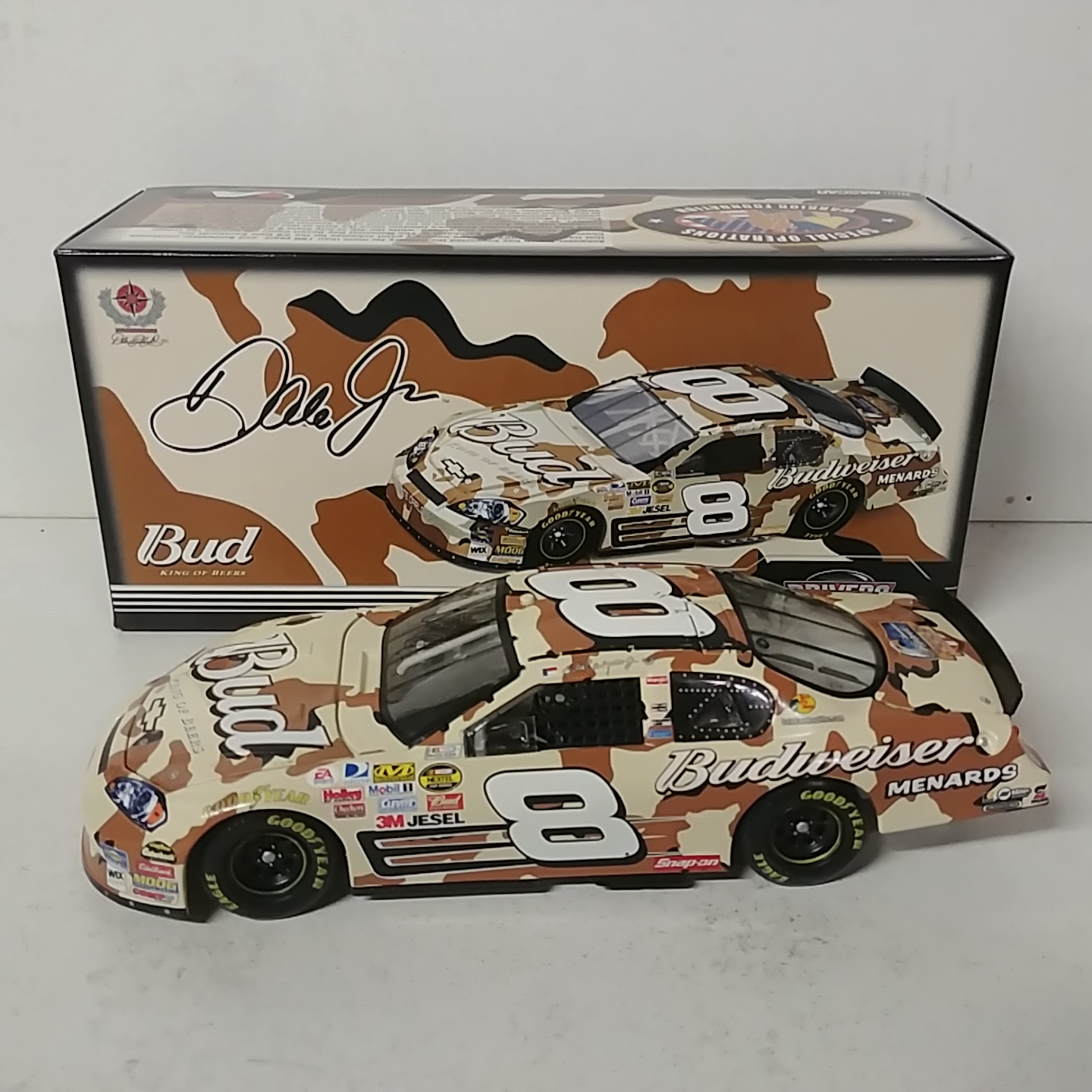 2007 Dale Earnhardt Jr. 1/24th Budweiser "Camo""American Heros" Monte Carlo SS