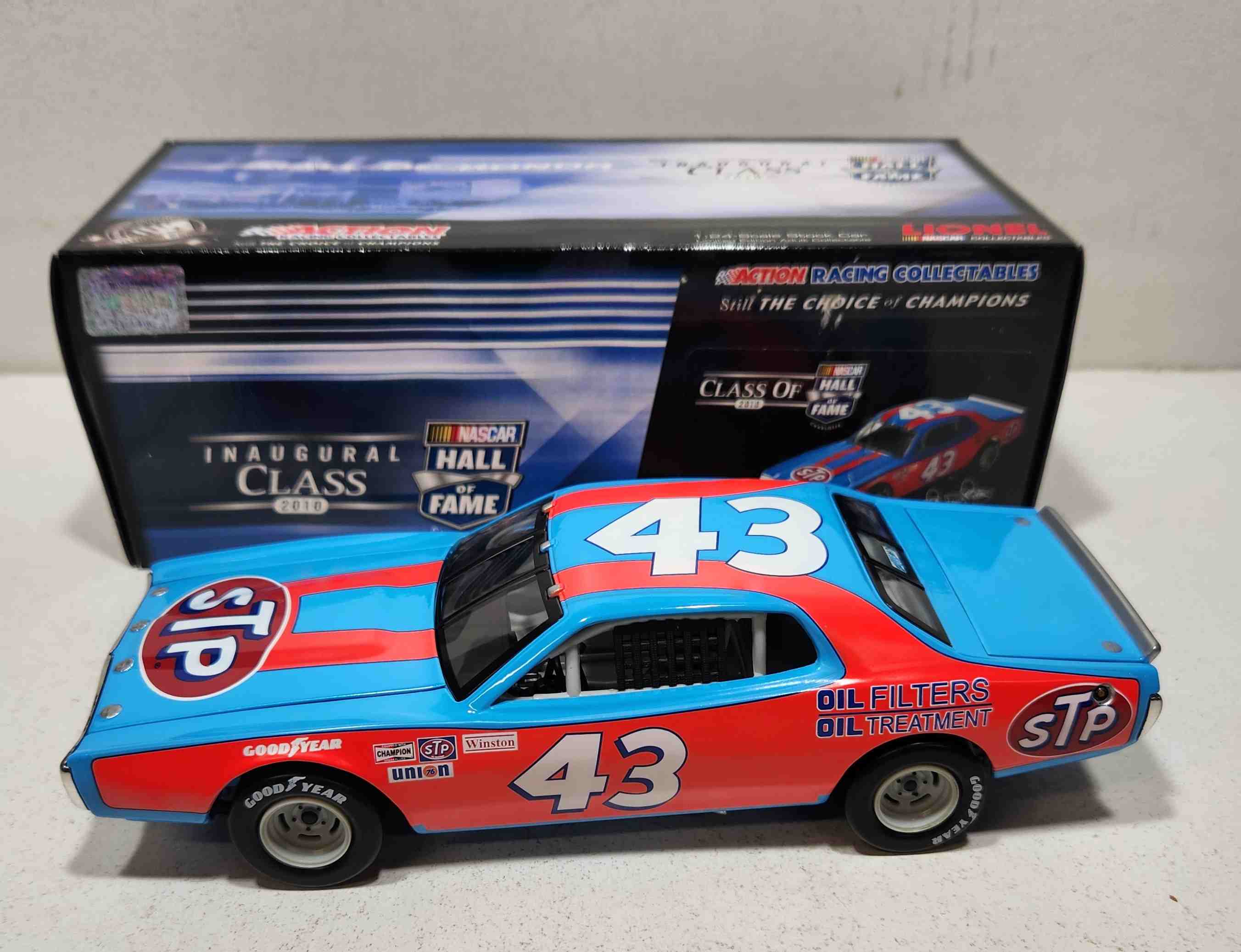 1974 Richard Petty 1/24th STP "Dodge Charger" "Hall of Honor" Dodge Charger