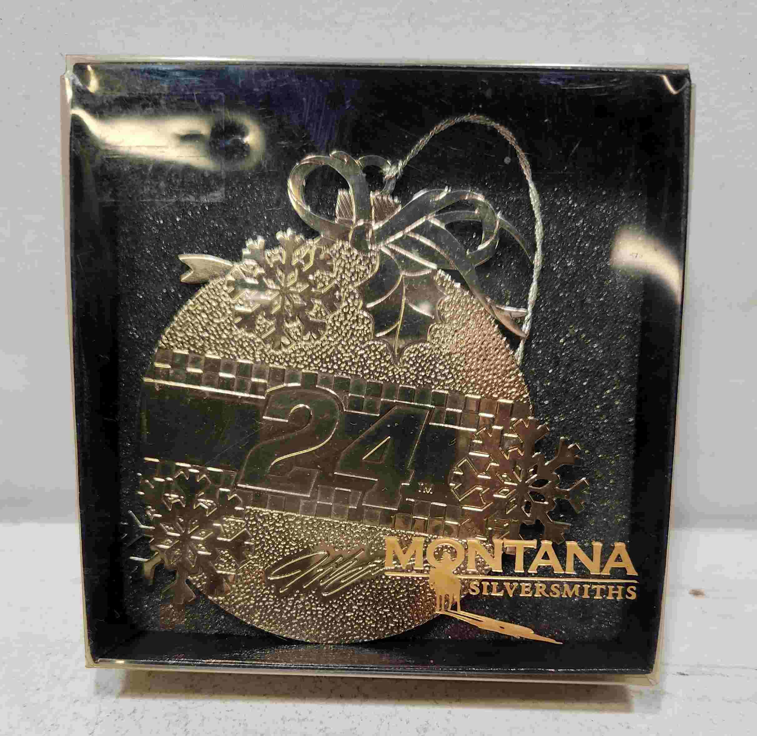 1998 Jeff Gordon Montana Silversmiths Ball Ornament