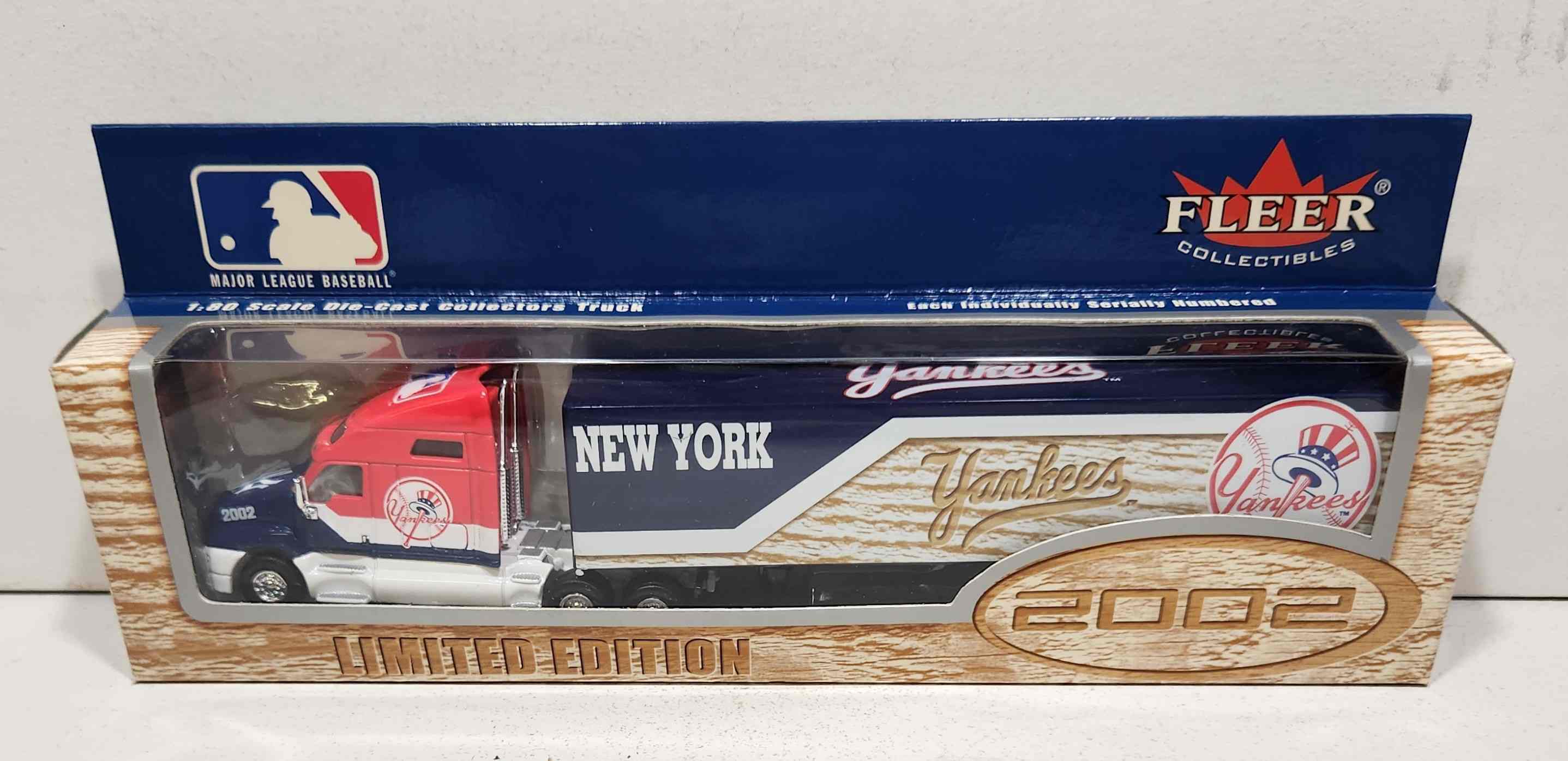 2002 New York Yankees 1/80th Transporter