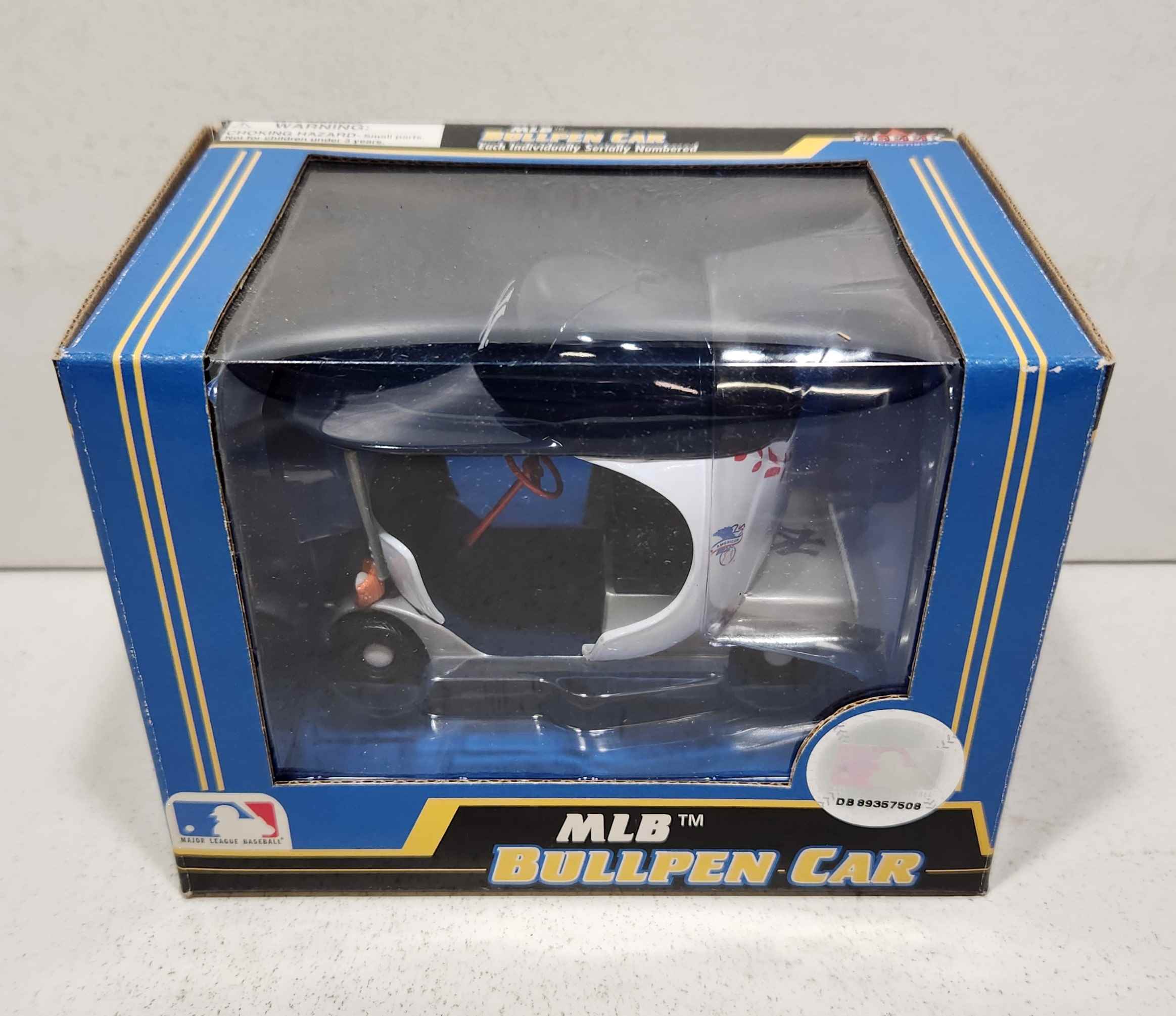 2003 NY Yankees 1/18th Bullpen car