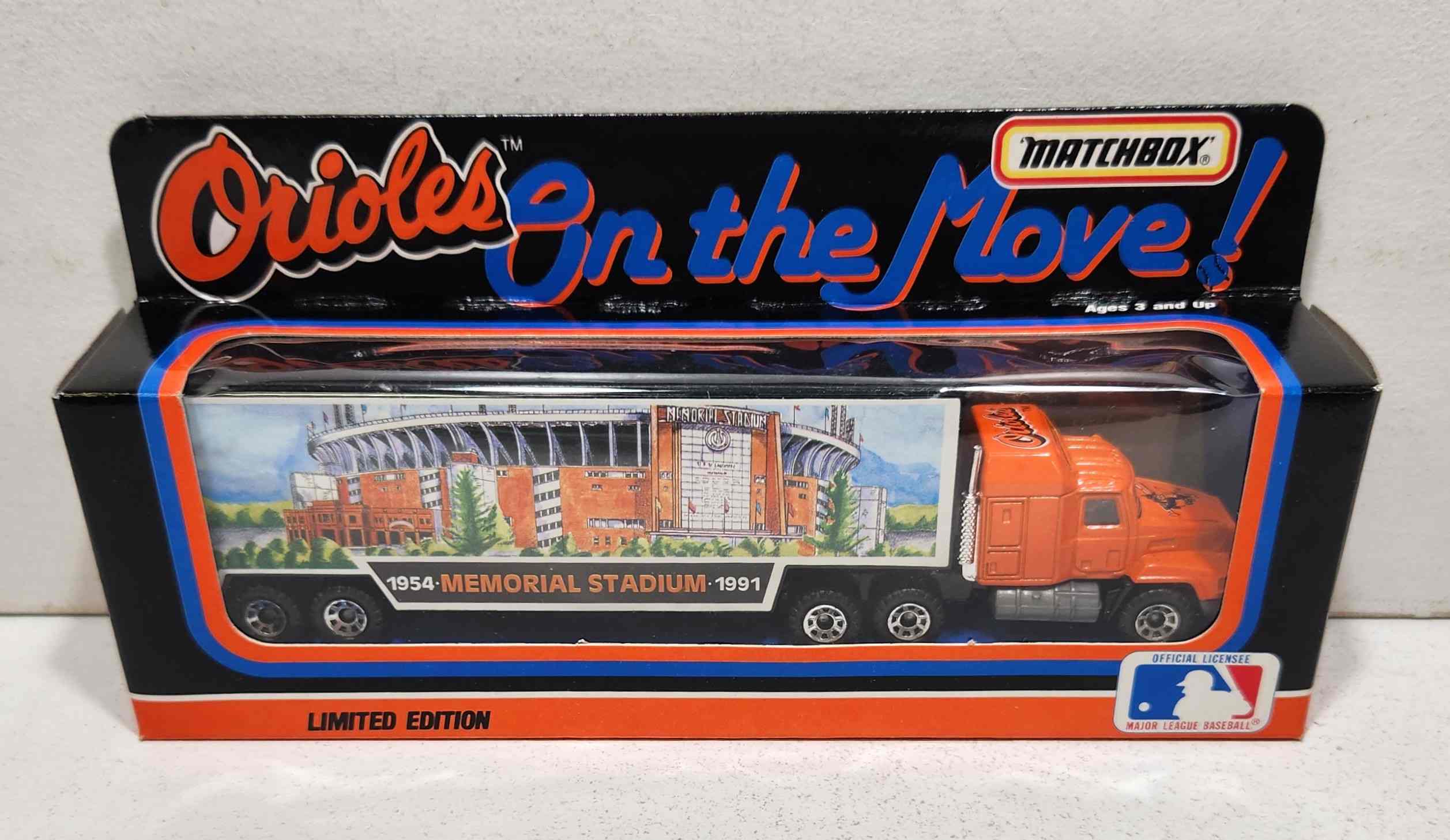 1992 Baltimore Orioles 1/87th "On The Move" Transporter