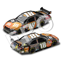 2008 Kyle Busch 1/64th M&Ms "Halloween" Pitstop Series car